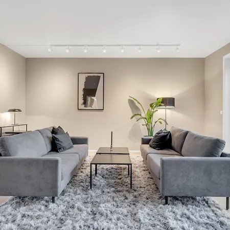 Modern In Апартаменты *